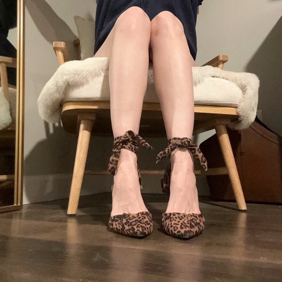 Gianni Bini Henzlee Chiffon Ankle Wrap Leopard Print Mules Heels - Picture 1 of 14